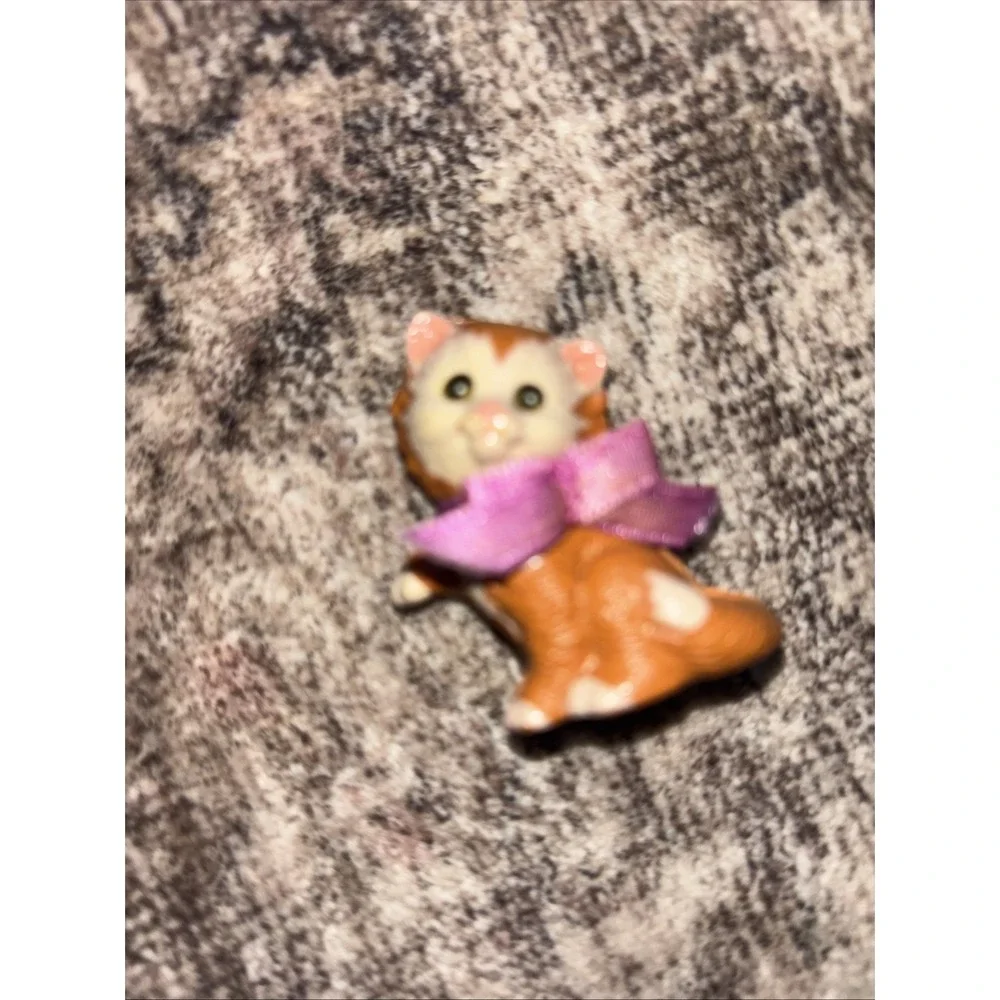 Vintage 1991 Barbie Pet Pals Courtney - Replacement Cat w/ Bow Only